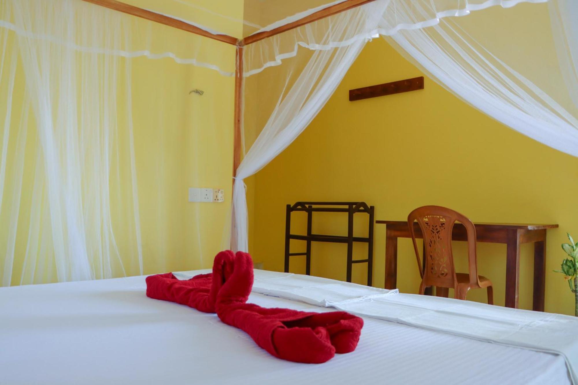 Benzai Surf Appartement Arugam Bay Buitenkant foto